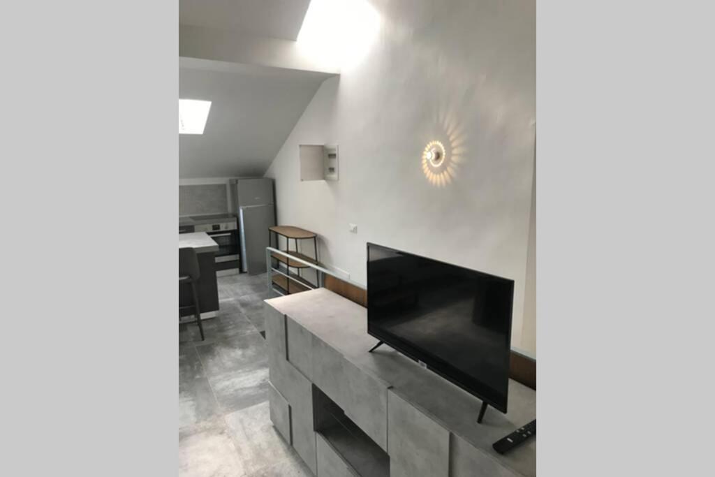 Appartamento Sul Mare Alla Foce 因佩里亚 外观 照片