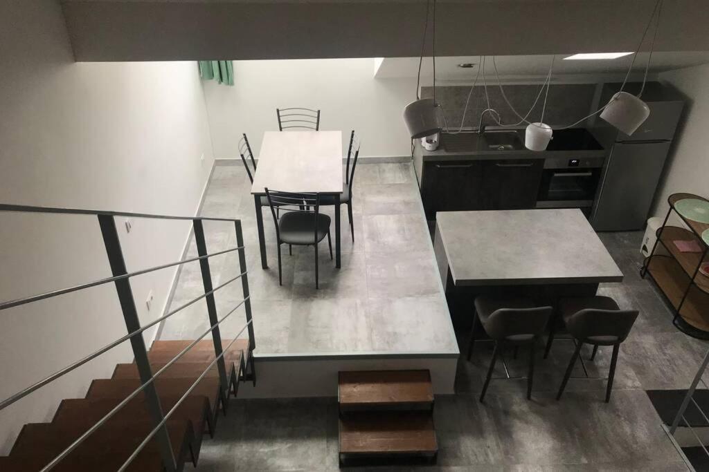 Appartamento Sul Mare Alla Foce 因佩里亚 外观 照片
